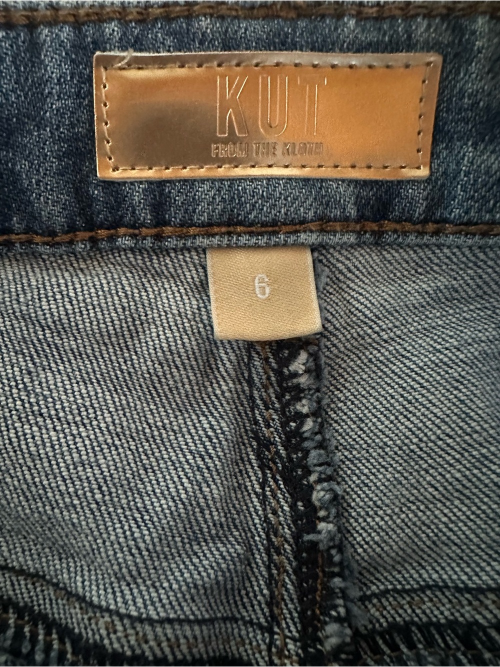 Kut from the Kloth High-Rise Wide-Leg Jeans in Medium Blue - Picture 3 of 4